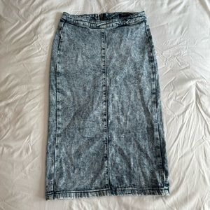 ❣️5 FOR $15!❣️ DENIM BLVD | Womens Acid wash pencil denim skirt